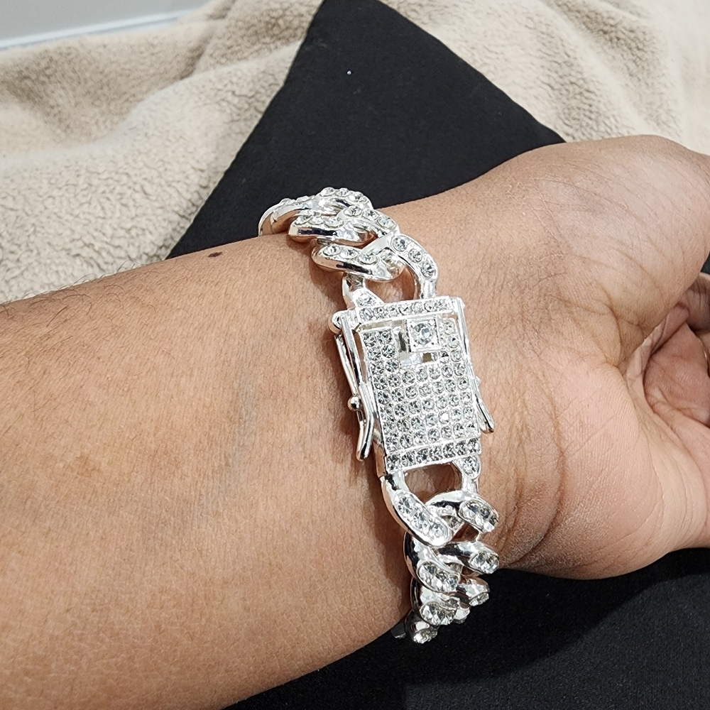 Extraordinary Solid Stainless Steel Bracelet - image 6